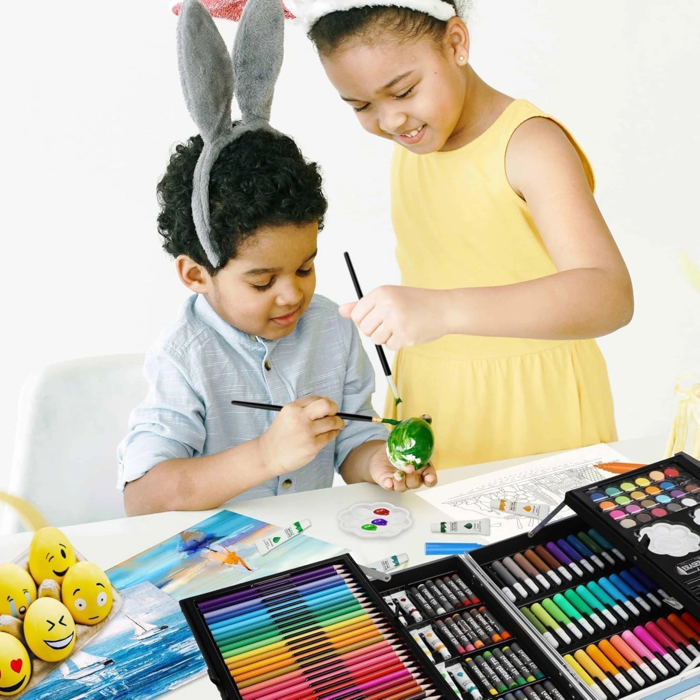 Art Drawing Kit in Aluminum Case